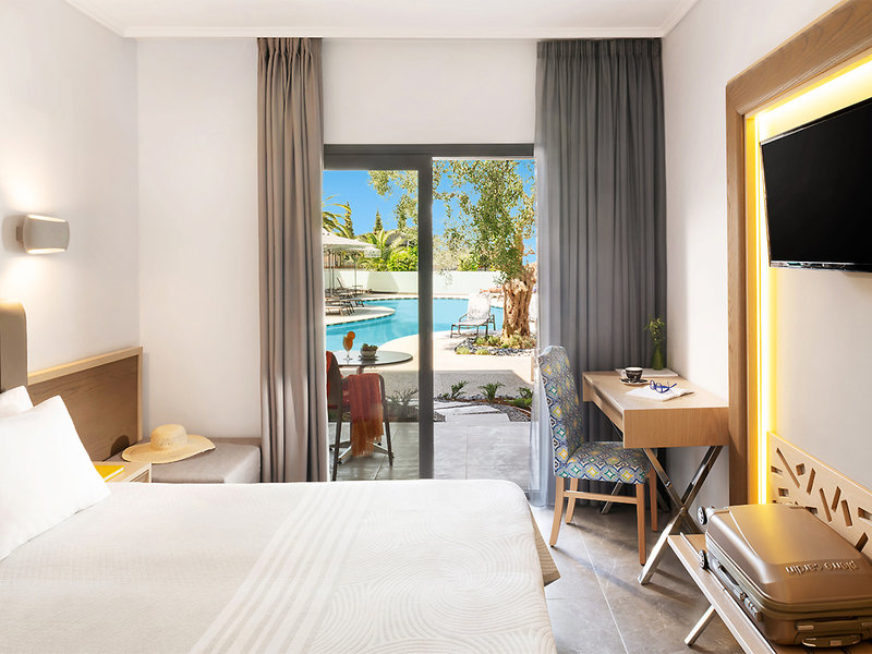 Philoxenia Hotel 8