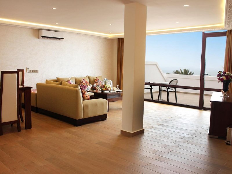 Club Almoggar Garden Beach 23