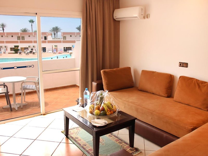 Club Almoggar Garden Beach 46