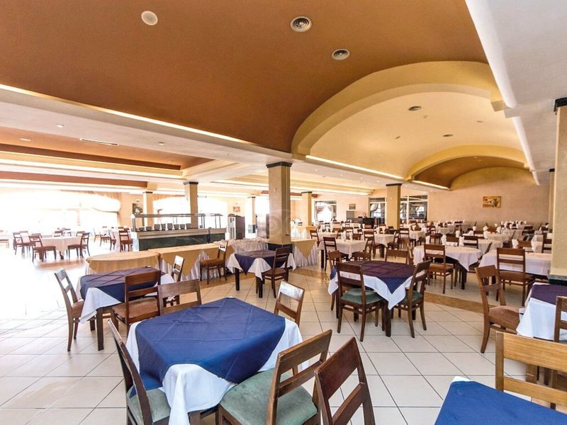 Club Almoggar Garden Beach 26