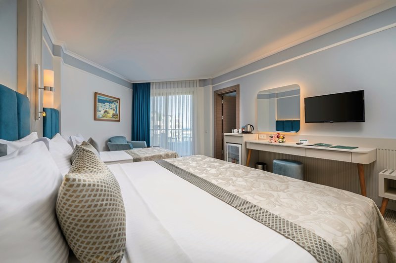 Maritim Pine Beach Resort 11