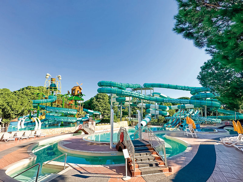 Maritim Pine Beach Resort 23