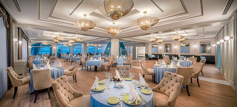 Maritim Pine Beach Resort 33