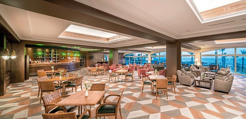 Maritim Pine Beach Resort 37