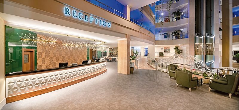 Maritim Pine Beach Resort 41