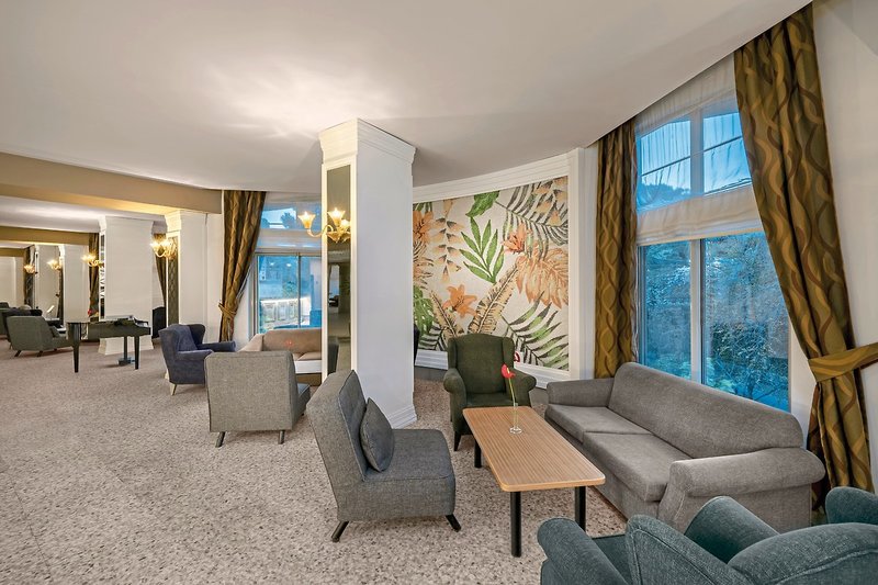 Maritim Pine Beach Resort 42