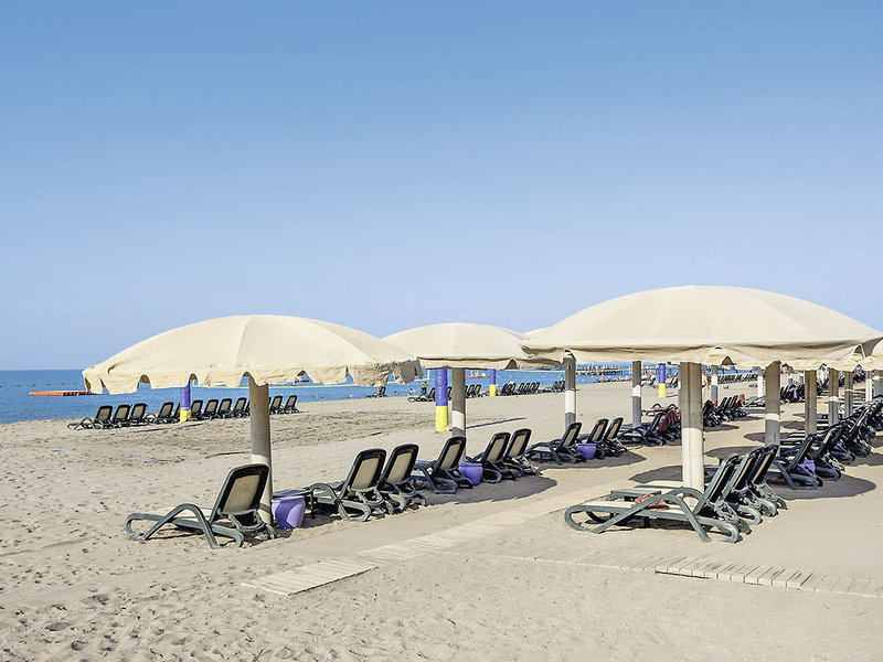 Maritim Pine Beach Resort 28