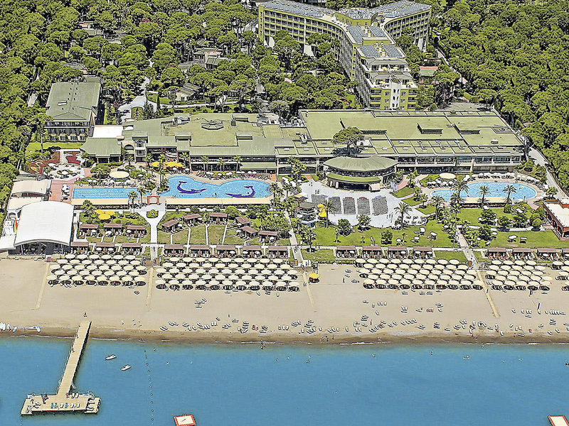 Maritim Pine Beach Resort 30