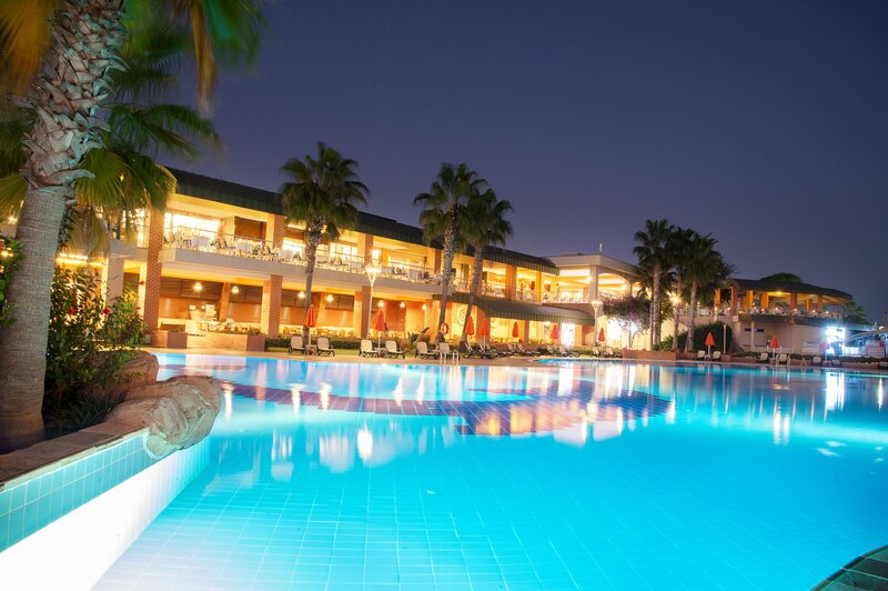 Maritim Pine Beach Resort 33