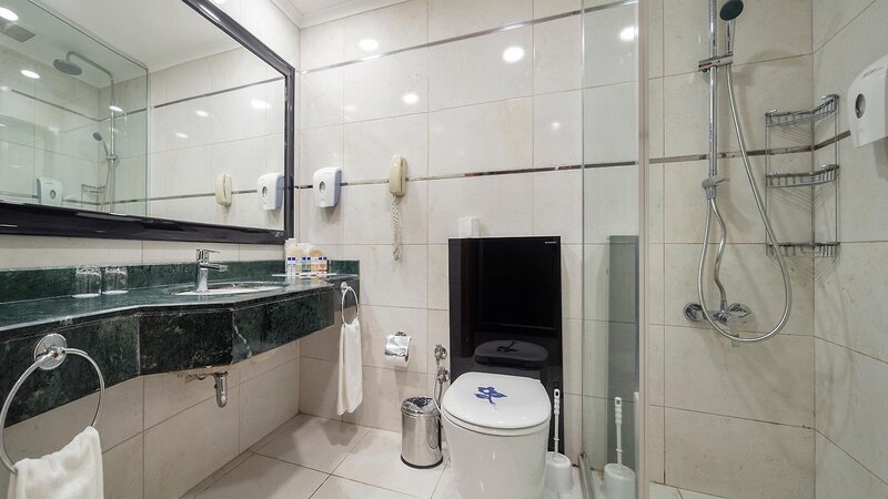 Maritim Pine Beach Resort 91