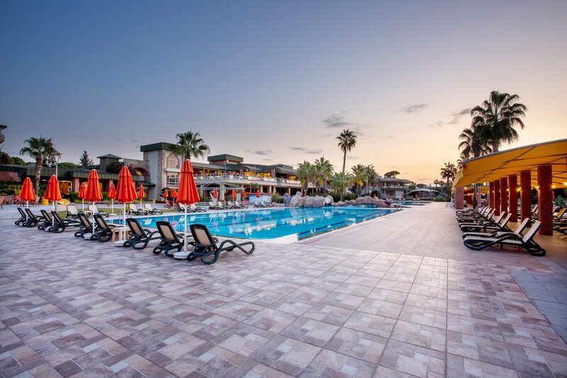 Pine Beach Belek 87