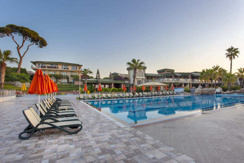 Pine Beach Belek 6