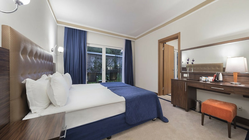 Pine Beach Belek 6