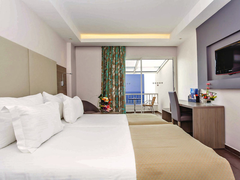 LABRANDA Amadil Beach 13