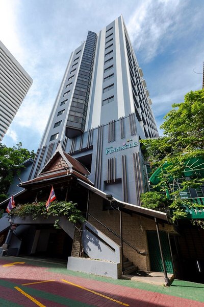 Pinnacle Lumpinee Park Hotel 3