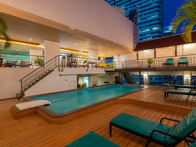 Pinnacle Lumpinee Park Hotel 8