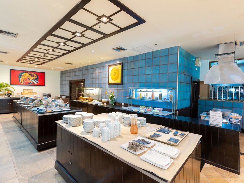 Pinnacle Lumpinee Park Hotel 25