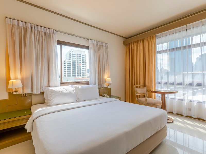 Pinnacle Lumpinee Park Hotel 38