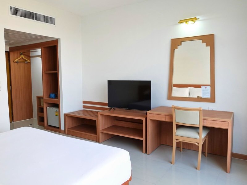 Pinnacle Lumpinee Park Hotel 41