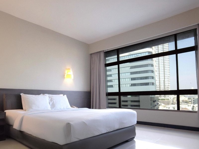 Pinnacle Lumpinee Park Hotel 43