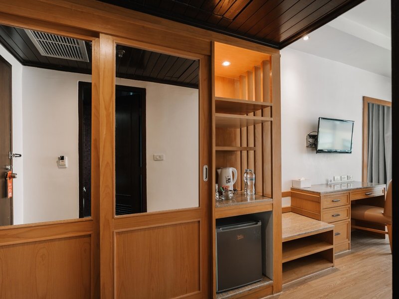 Pinnacle Lumpinee Park Hotel 43