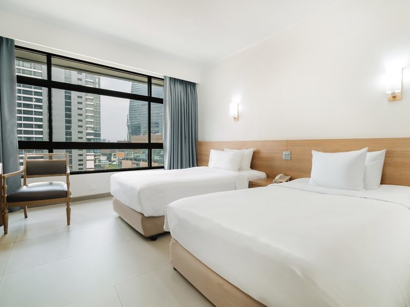 Pinnacle Lumpinee Park Hotel 44