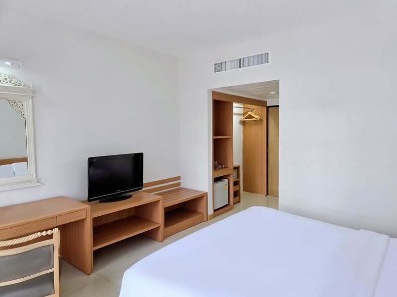 Pinnacle Lumpinee Park Hotel 48