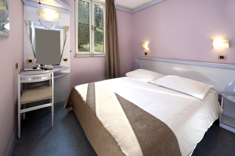 Hotel Plavi Plava Laguna 10