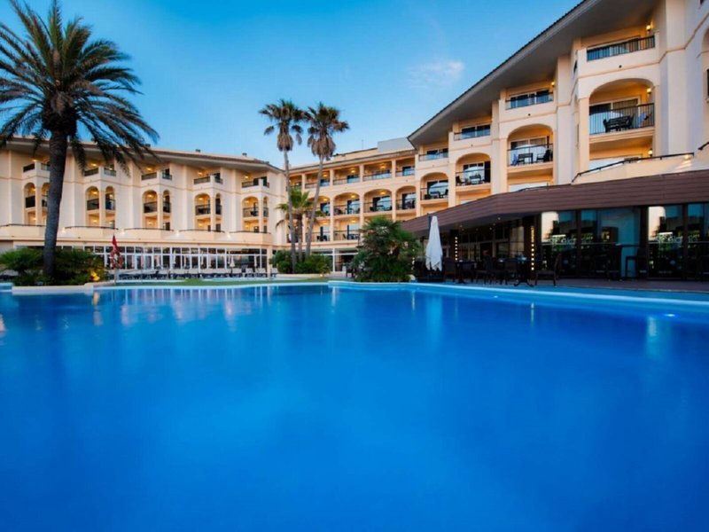 Blau Park 8