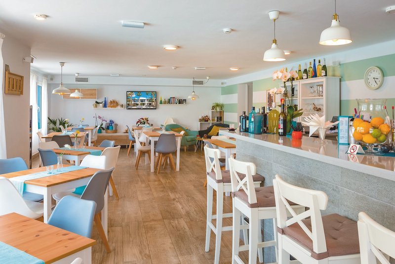 Apartamentos Playamar 16