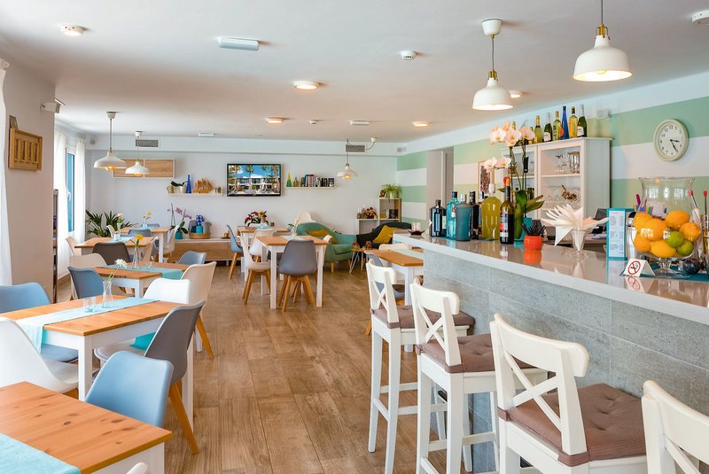 Apartamentos Playamar 16