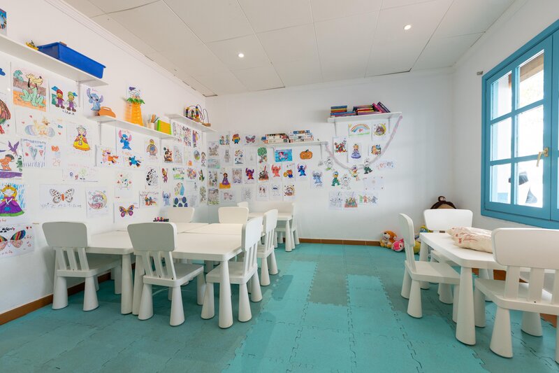 BlueSea Costa Bastian 23