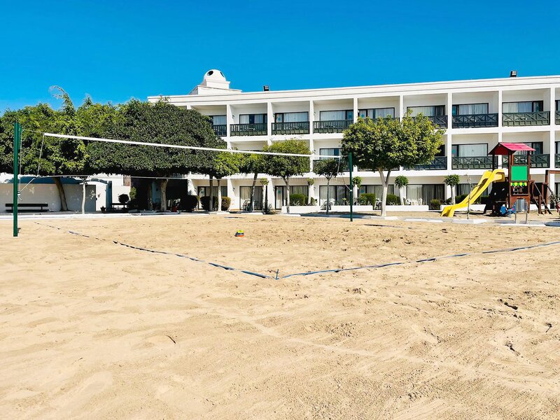 BlueSea Costa Bastian 24