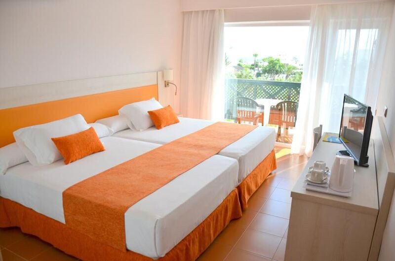 BlueSea Costa Bastian 41