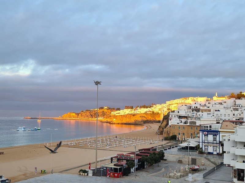Albufeira Beach Hotel 10