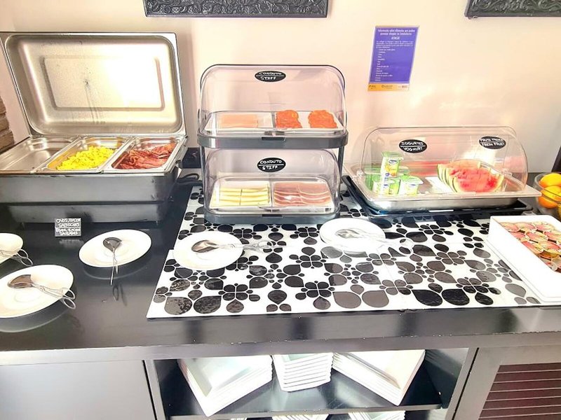 Albufeira Beach Hotel 23