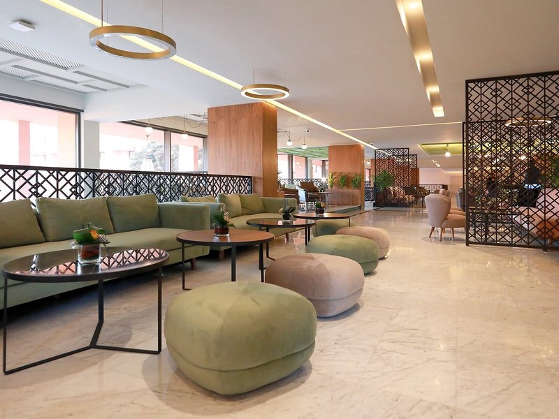 Kenzi Farah demnächst Kenzi Rose Garden 7