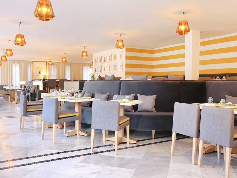 Kenzi Farah demnächst Kenzi Rose Garden 17