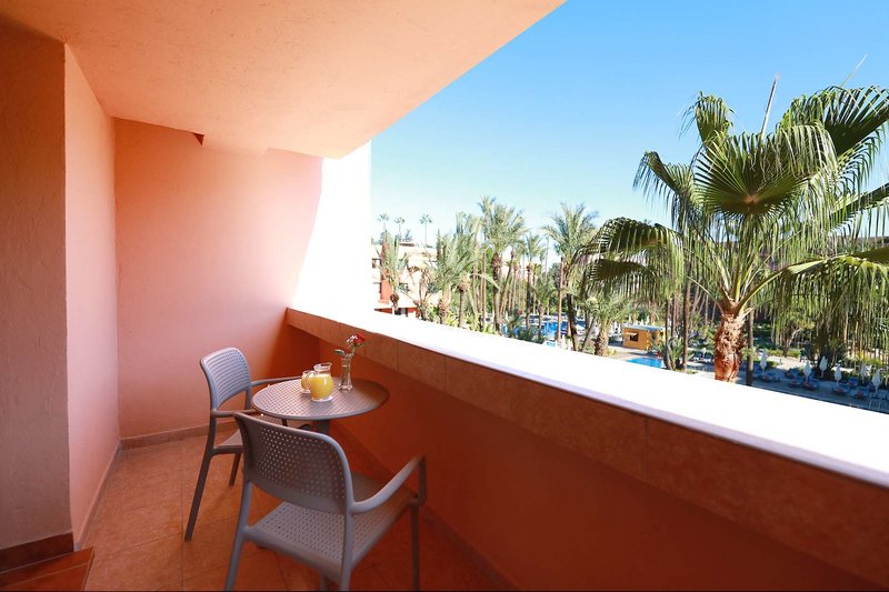 Kenzi Rose Garden 18