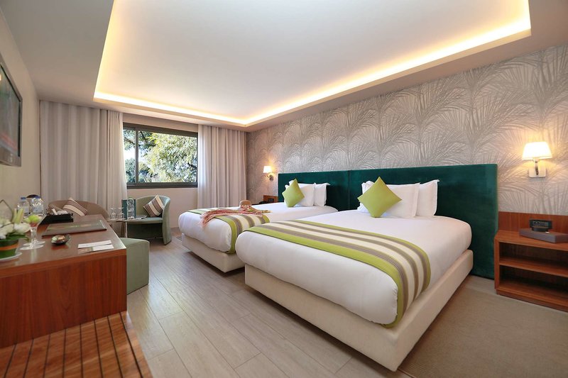 Kenzi Rose Garden 22