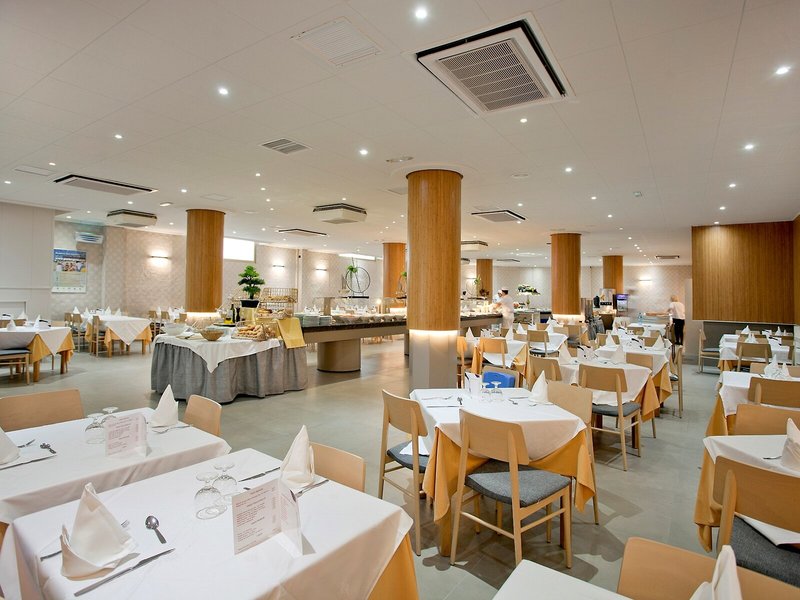 Port Eugeni Hotel 10