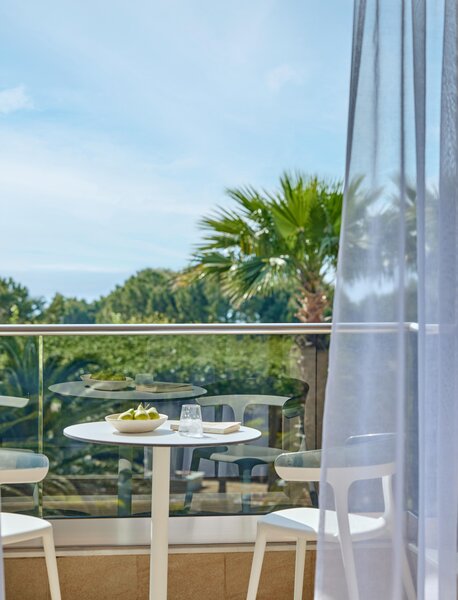 Pomegranate Wellness Spa Hotel 91