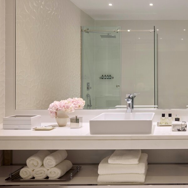 Pomegranate Wellness Spa Hotel 218