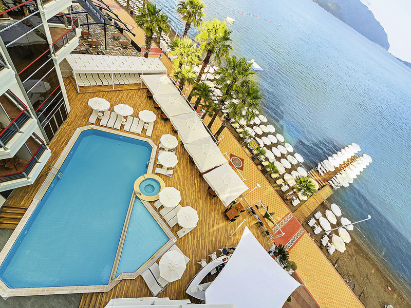 Poseidon Hotel 10
