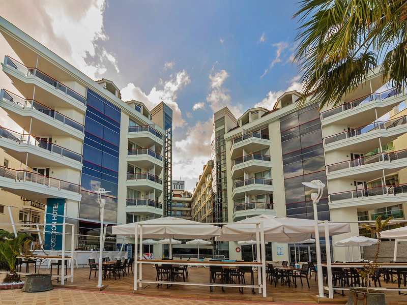 Poseidon Hotel 19