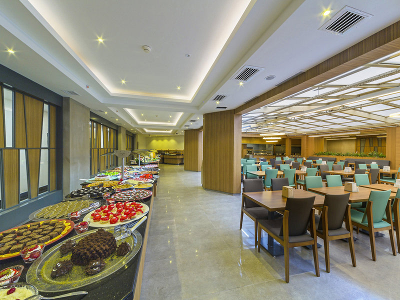 Poseidon Hotel 22