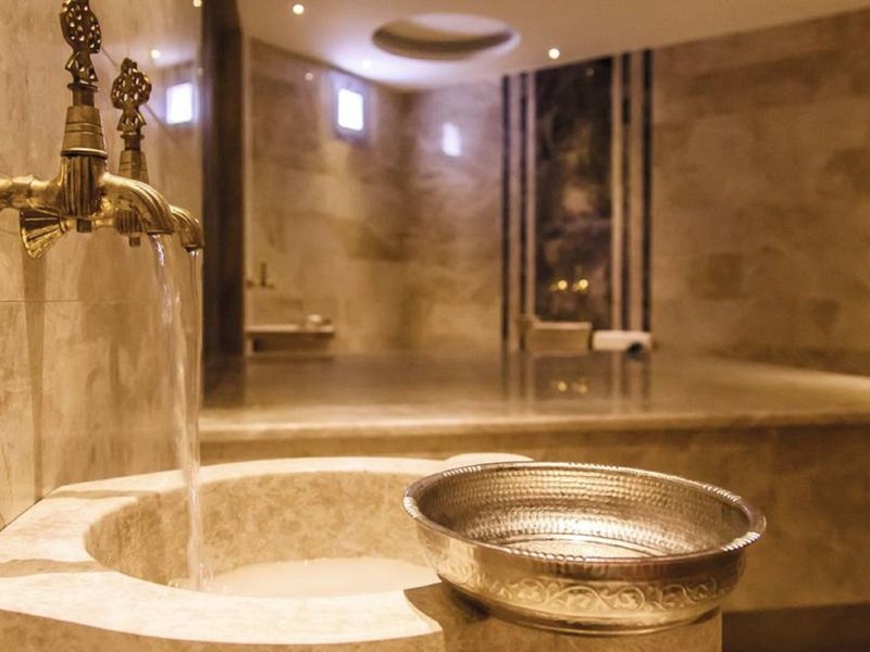 Poseidon Hotel 33
