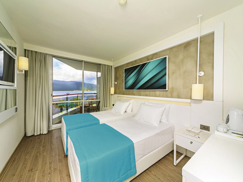 Poseidon Hotel 35