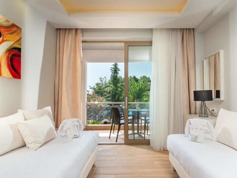 Poseidon Hotel Sea Resort 25
