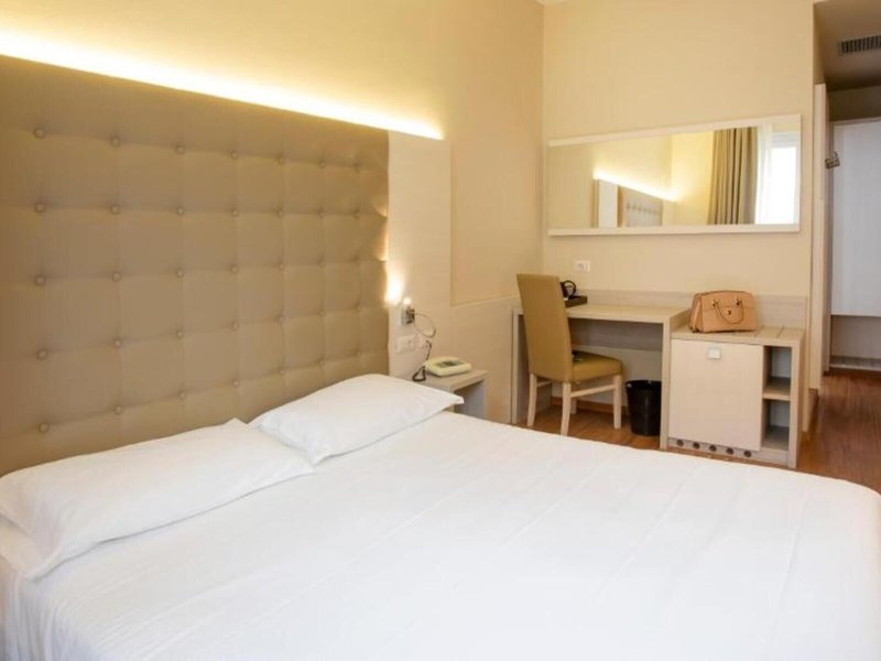 Primavera Stresa 29 - Room Example